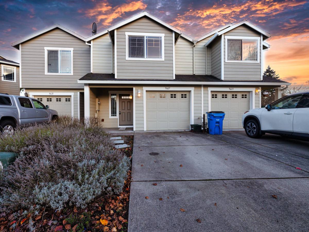 Townhouse for rent at 9807 NE 76th Way, Vancouver, WA 98662