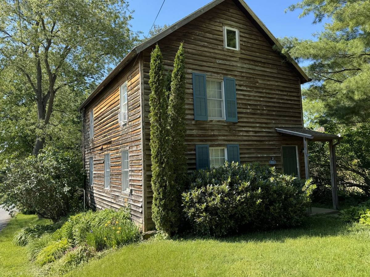 House for rent at 11522 Glen Valley Rd, Glen Rock, PA 17327