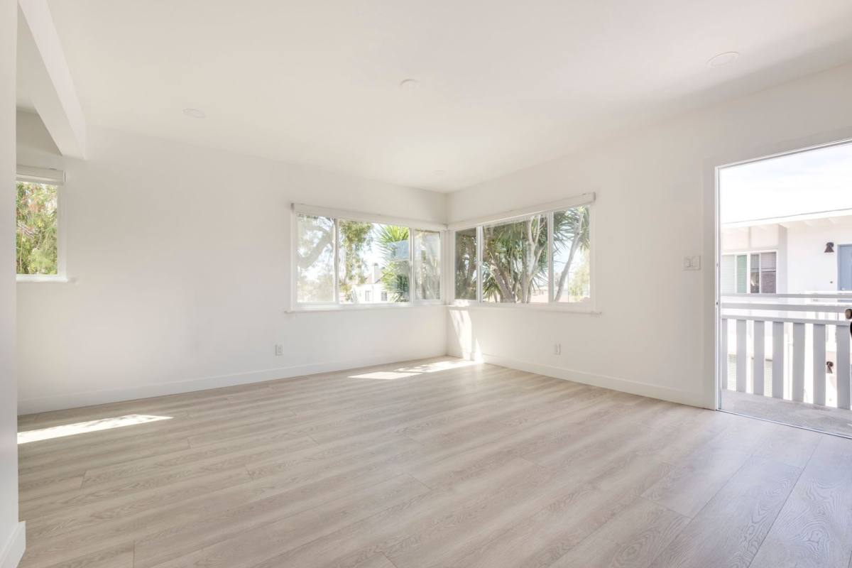 Apartment for rent at 1210-1224 Felspar St, San Diego, CA 92109