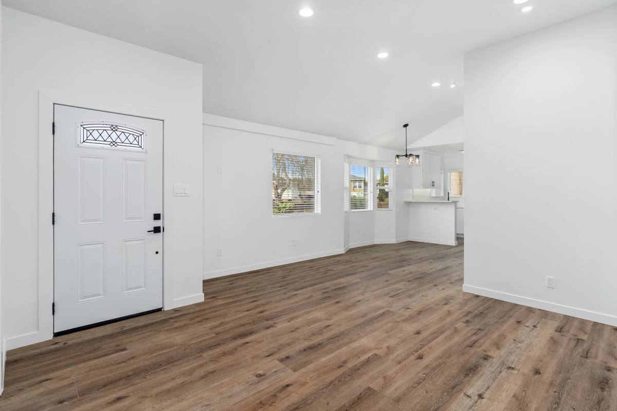 House for rent at 1800 S Dunsmuir Ave, Los Angeles, CA 90019