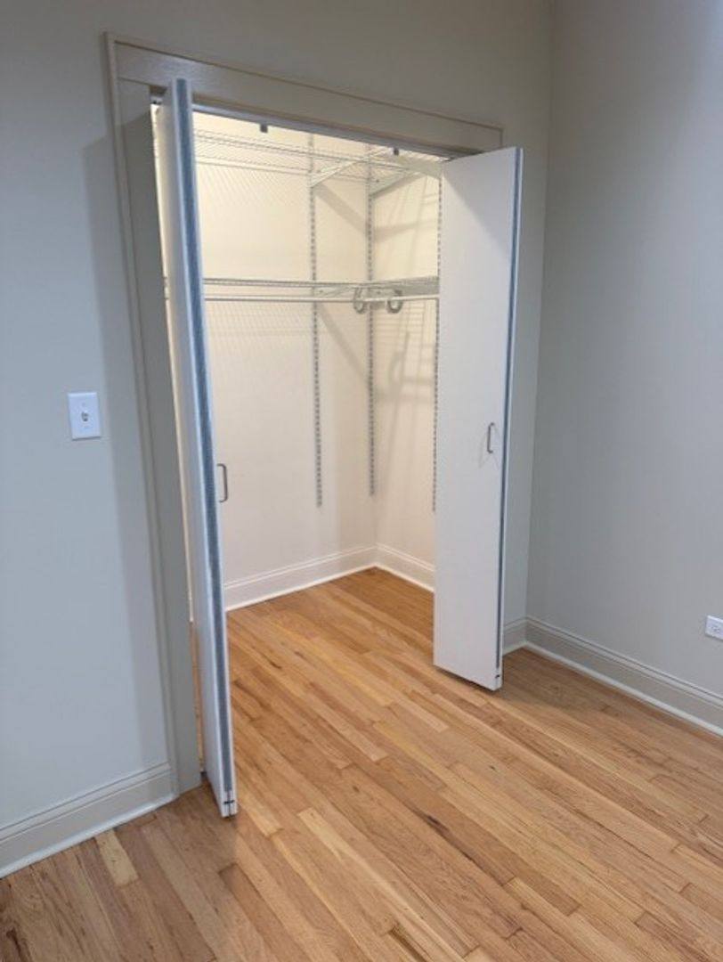 Apartment for rent at 5442 S Harper Ave, Chicago, IL 60615