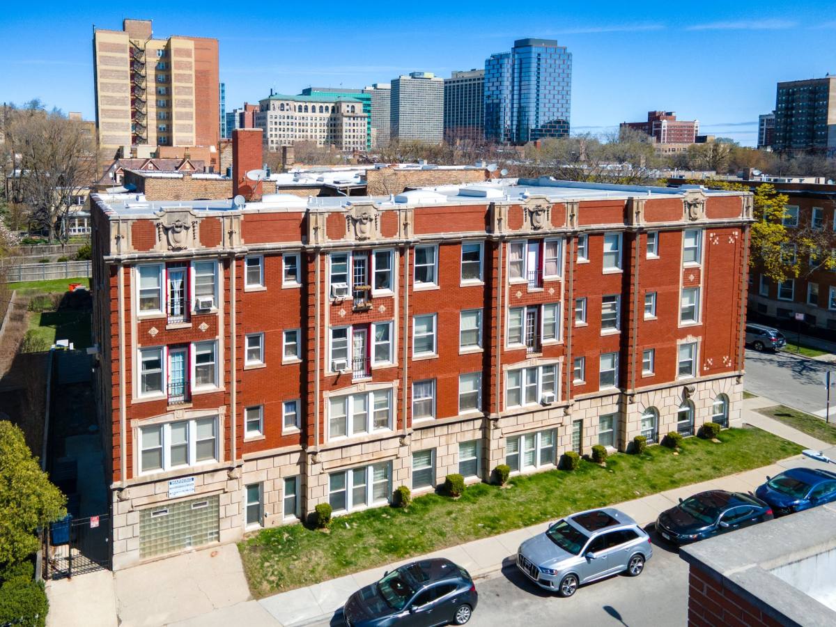 Apartment for rent at 5442 S Harper Ave, Chicago, IL 60615