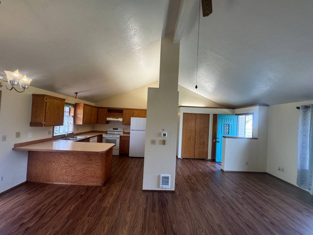 House for rent at 7410 W Walnut St, Yakima, WA 98908