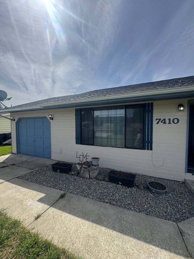 House for rent at 7410 W Walnut St, Yakima, WA 98908