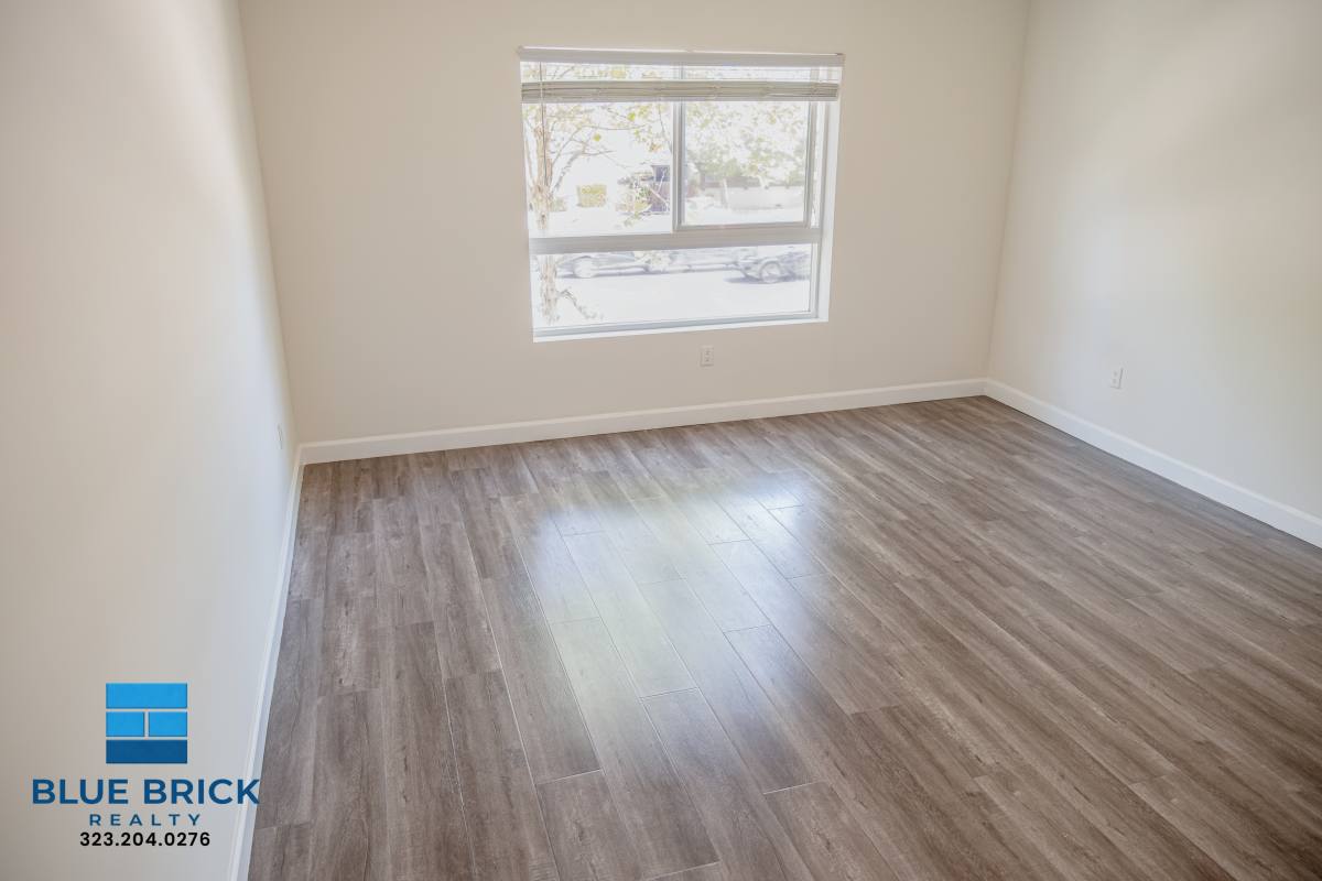 Apartment for rent at 4305 Laurel Canyon Blvd #202A, Studio City, CA 91604