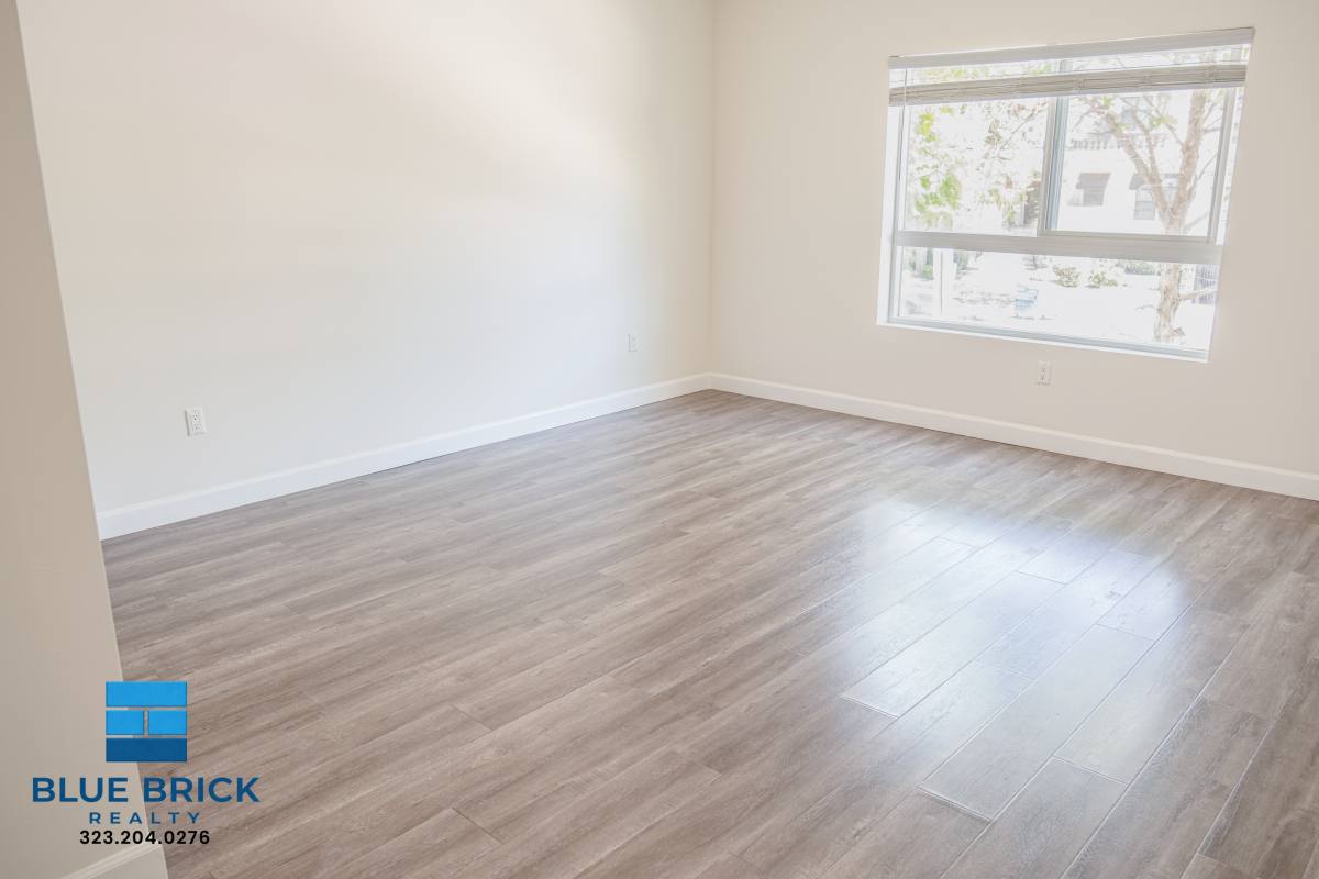 Apartment for rent at 4305 Laurel Canyon Blvd #202A, Studio City, CA 91604