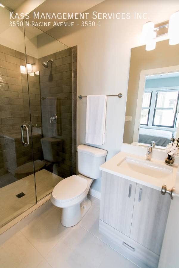 Apartment for rent at 3550 N Racine Ave #1, Chicago, IL 60613