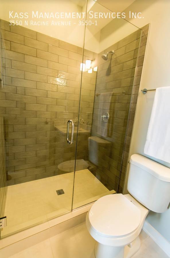 Apartment for rent at 3550 N Racine Ave #1, Chicago, IL 60613