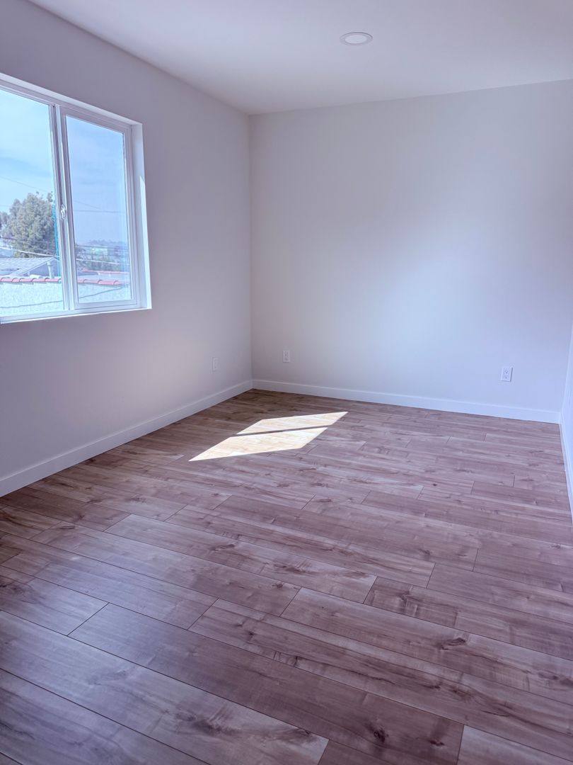 Apartment for rent at 1414 N Hazard Ave, Los Angeles, CA 90063