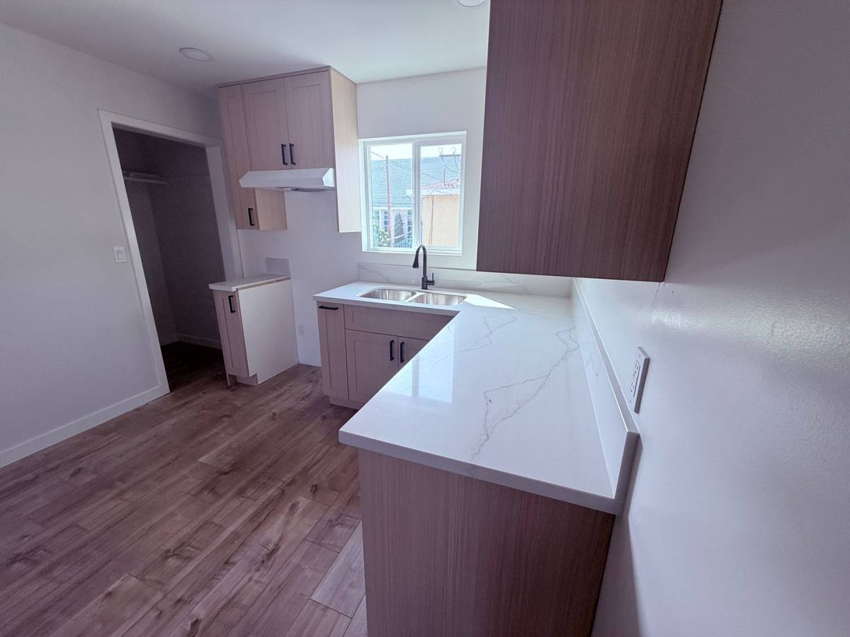 Apartment for rent at 1414 N Hazard Ave, Los Angeles, CA 90063