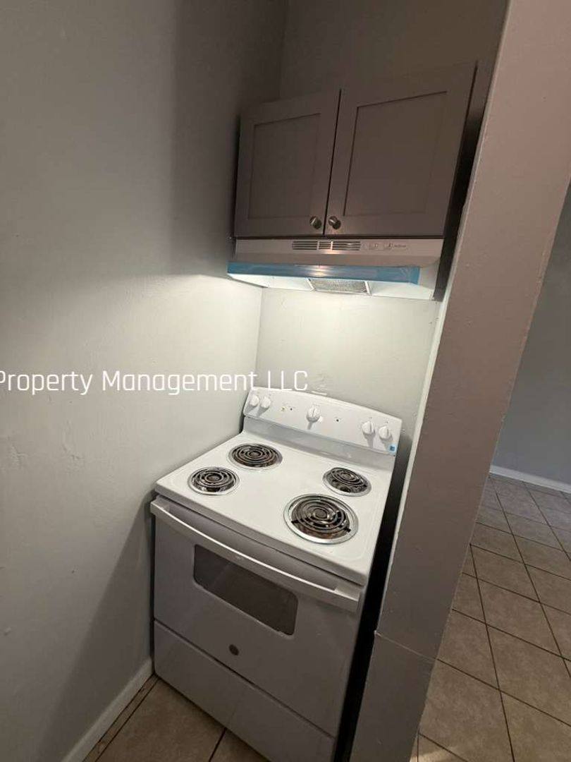 House for rent at 1919 E Mulberry Dr #2, Tampa, FL 33604