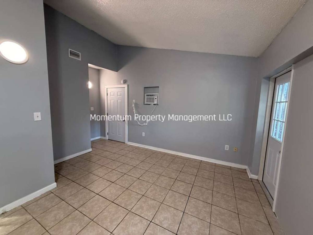 House for rent at 1919 E Mulberry Dr #2, Tampa, FL 33604