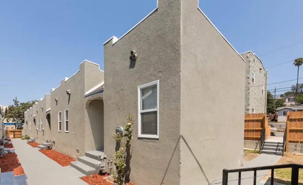 Apartment for rent at 2402 - 2416 Chelsea St, Los Angeles, CA 90033