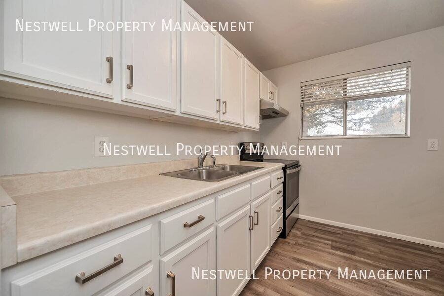 House for rent at 826 E 9630 S, Sandy, UT 84094