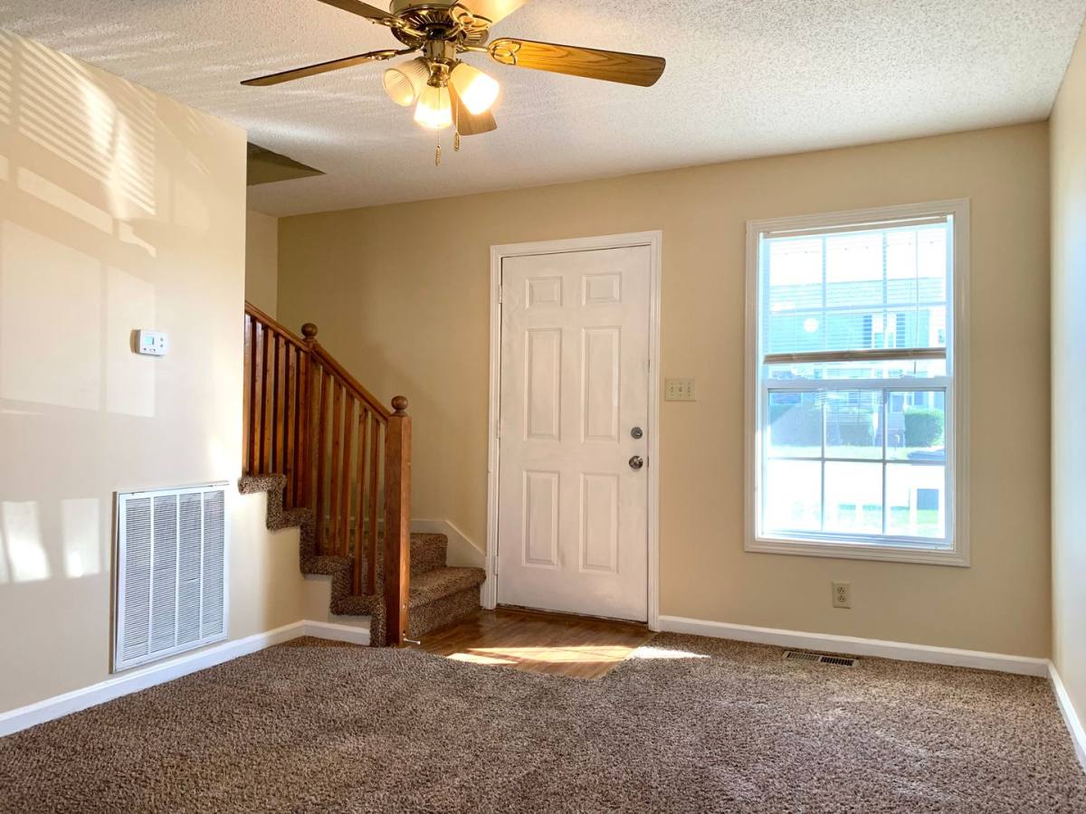 Townhouse for rent at 811 Flyer Court, Oak Grove, KY 42262