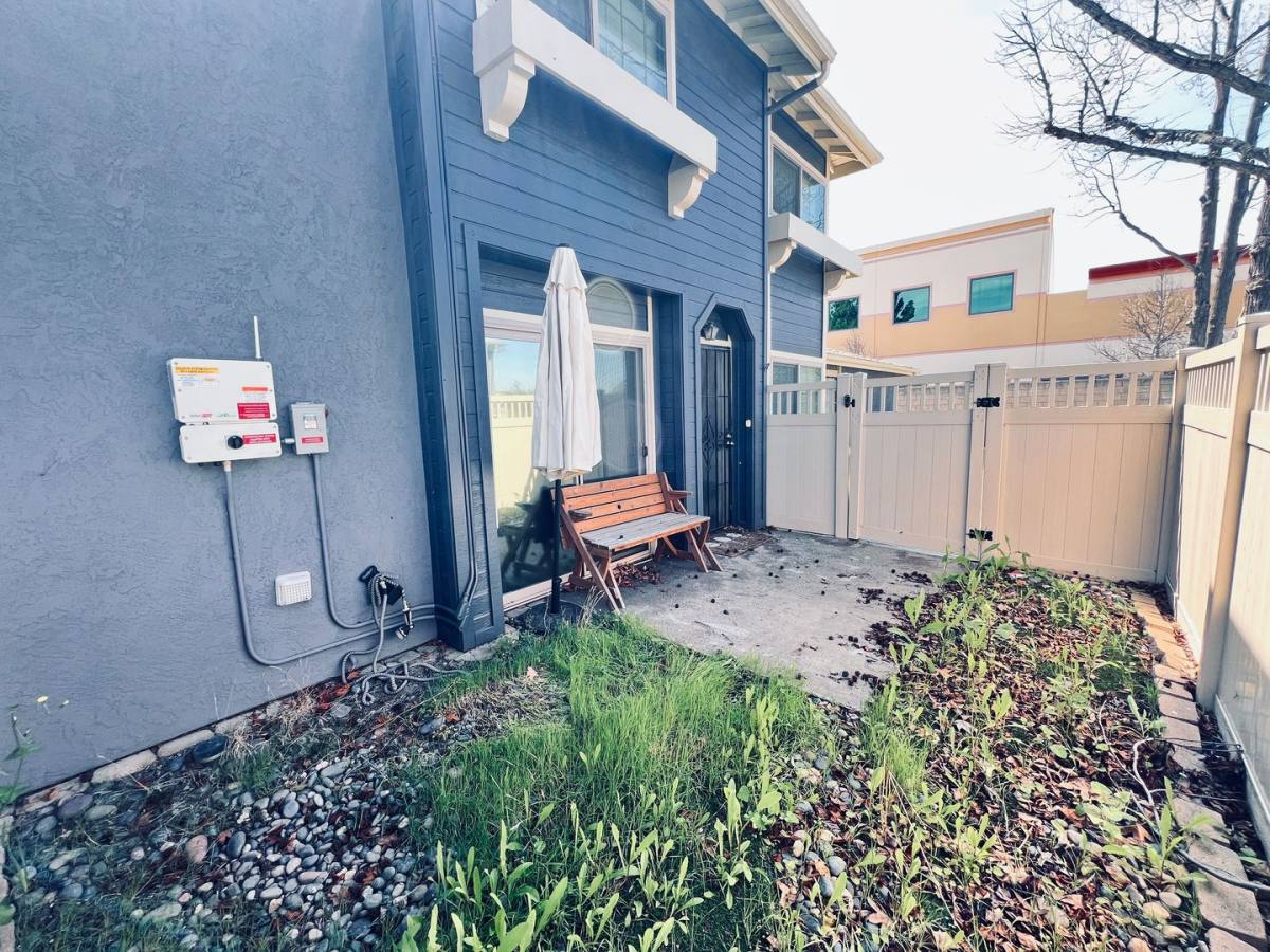 Townhouse for rent at 8842 Tamberly Court #C, Santee, CA 92071