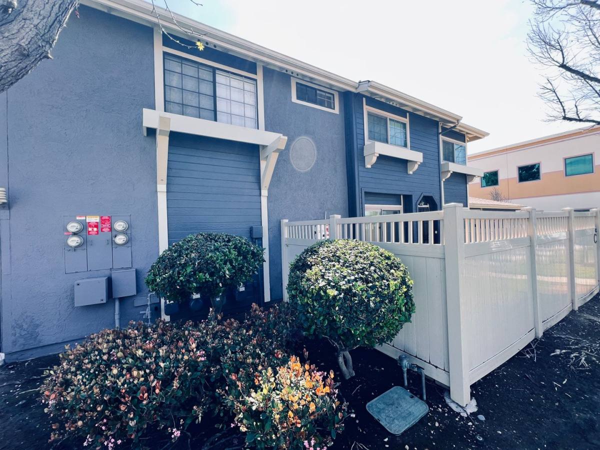 Townhouse for rent at 8842 Tamberly Court #C, Santee, CA 92071
