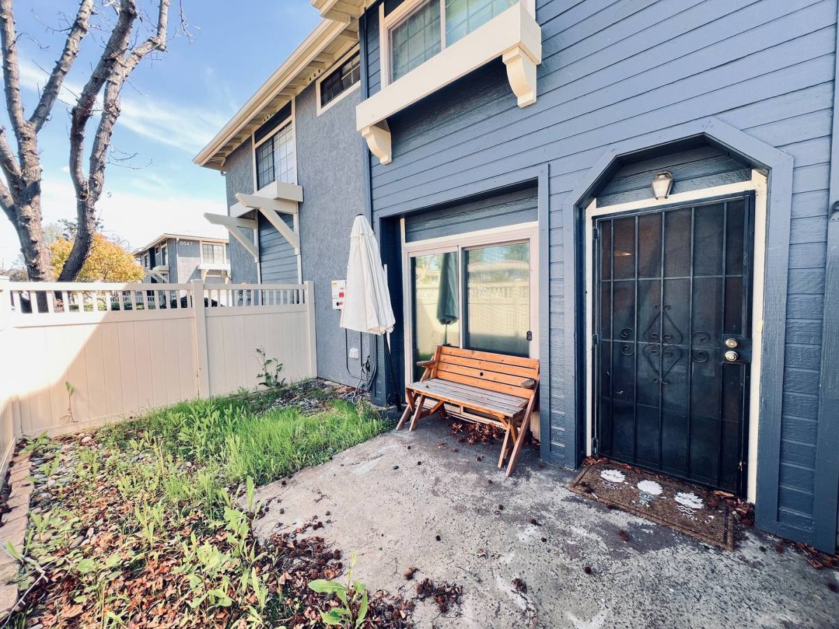 Townhouse for rent at 8842 Tamberly Court #C, Santee, CA 92071