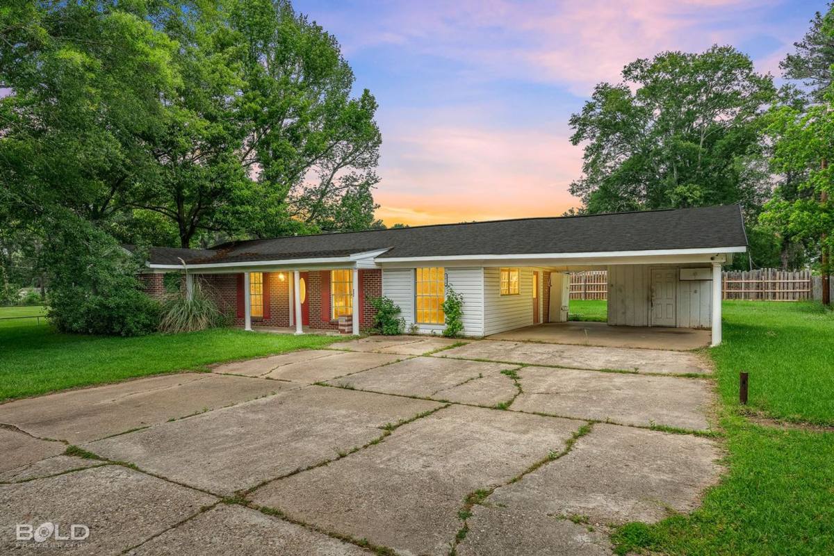 House for rent at 3016 Burson Dr, Shreveport, LA 71118