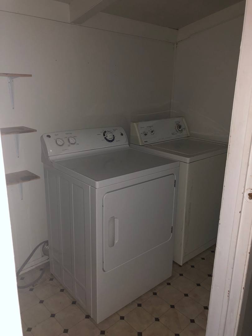 House for rent at 212 S Emerald, Carbondale, IL 62901