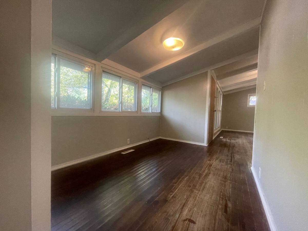 House for rent at 212 S Emerald, Carbondale, IL 62901