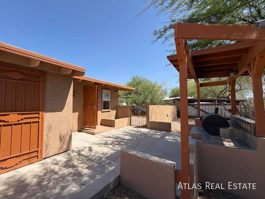 House for rent at 1932 S Campbell Ave, Tucson, AZ 85713