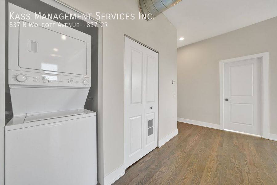 Condo for rent at 837 N Wolcott Ave #2R, Chicago, IL 60622