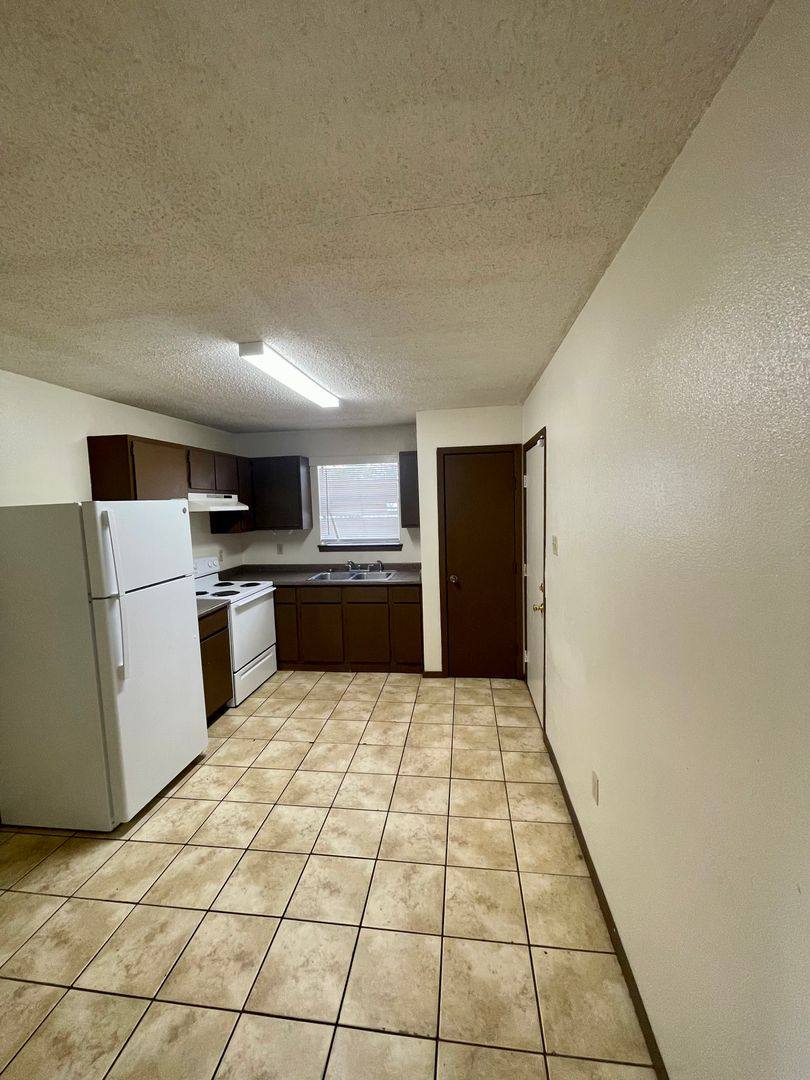 House for rent at 2319 Elm Park Dr, Baton Rouge, LA 70807