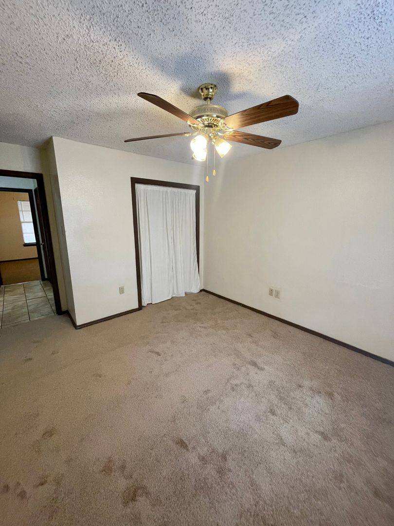 House for rent at 2319 Elm Park Dr, Baton Rouge, LA 70807