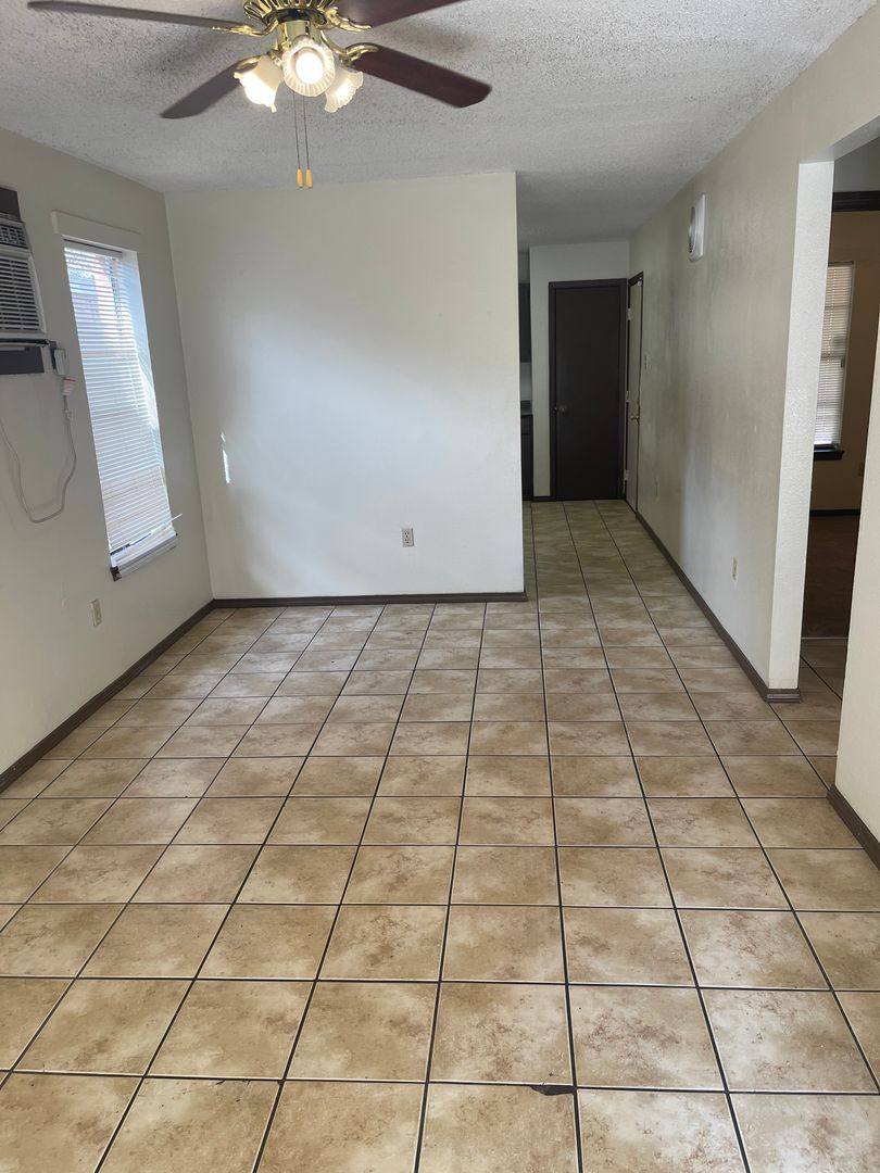House for rent at 2319 Elm Park Dr, Baton Rouge, LA 70807