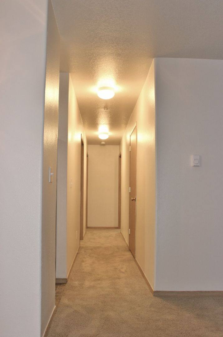 Apartment for rent at 2948 W Powell Blvd, Gresham, OR 97030