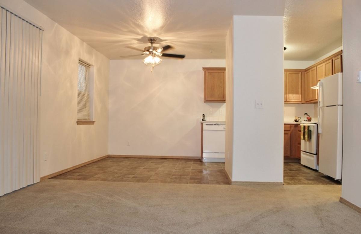 Apartment for rent at 2948 W Powell Blvd, Gresham, OR 97030