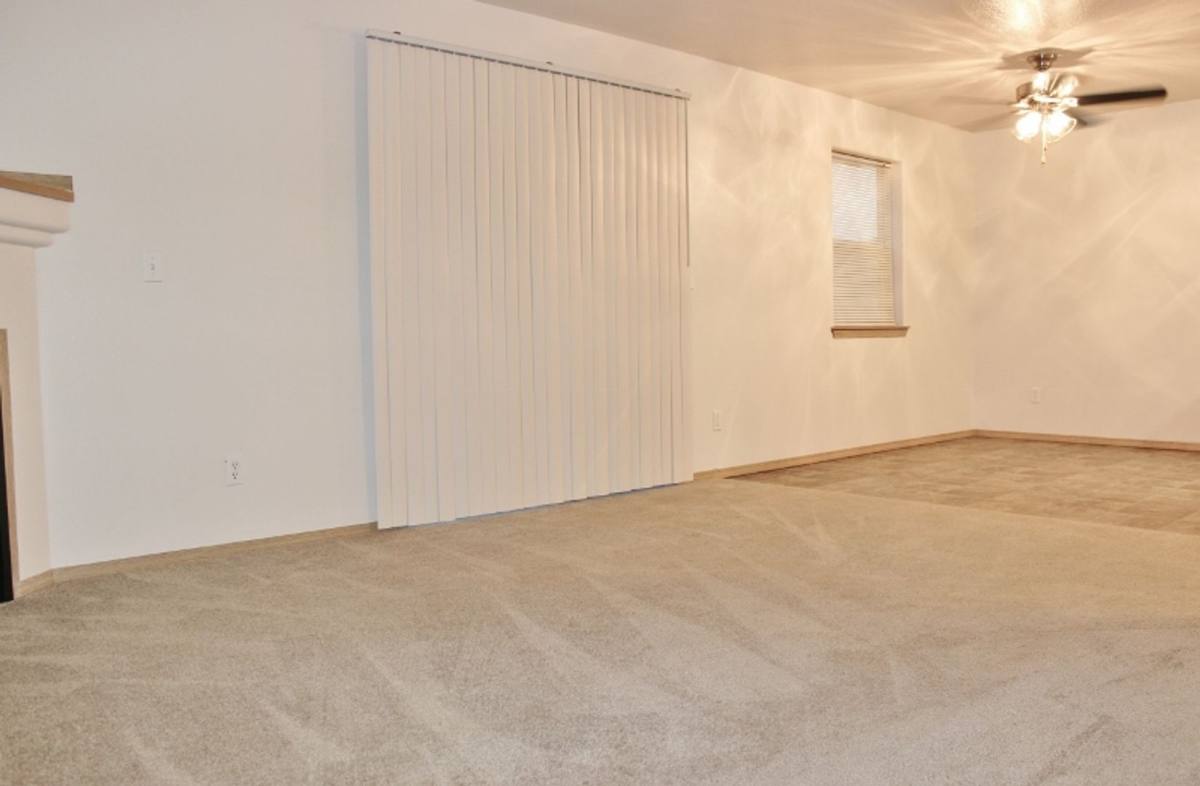 Apartment for rent at 2948 W Powell Blvd, Gresham, OR 97030