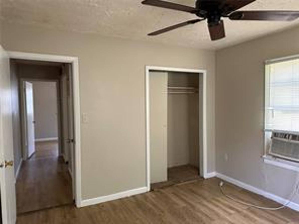 Apartment for rent at 1111 Willow Ave, Sanford, FL 32771