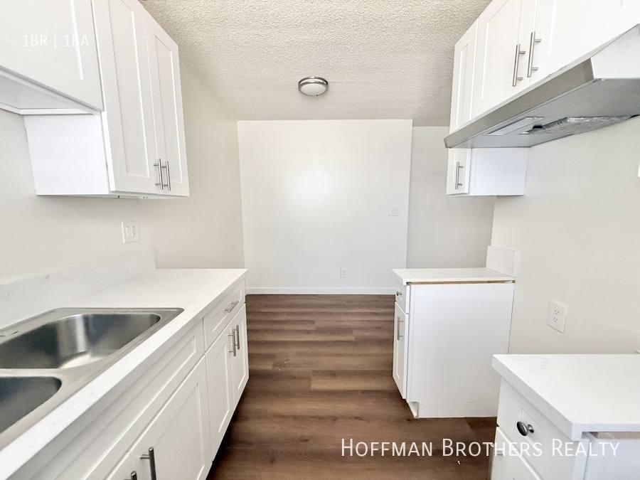 Apartment for rent at 1228 W 57th St #11, Los Angeles, CA 90037