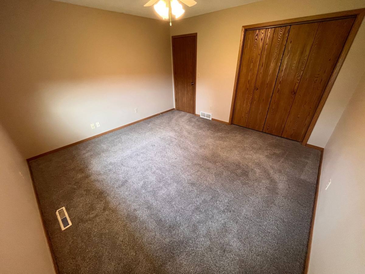 House for rent at 5213 E Prospect Ave, Sioux Falls, SD 57110