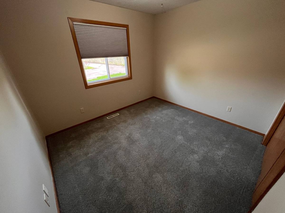 House for rent at 5213 E Prospect Ave, Sioux Falls, SD 57110