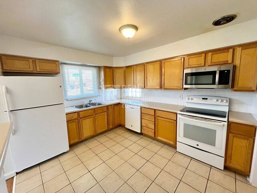 House for rent at 3698 N Glencoe St, Denver, CO 80207
