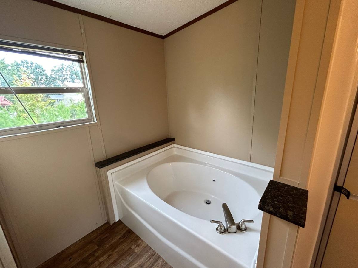 House for rent at 60 Restful Place Rd, Anniston, AL 36207