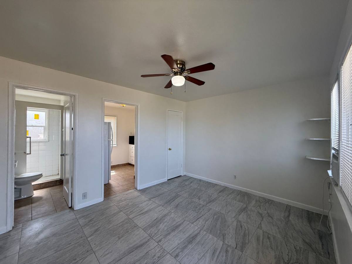 Apartment for rent at 38717 6th St E, Palmdale, CA 93550
