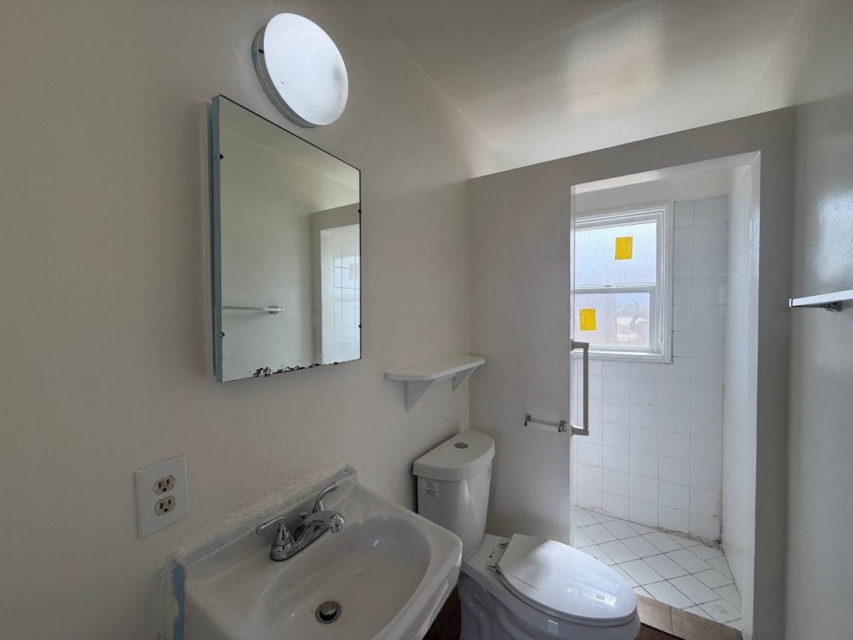Apartment for rent at 38717 6th St E, Palmdale, CA 93550
