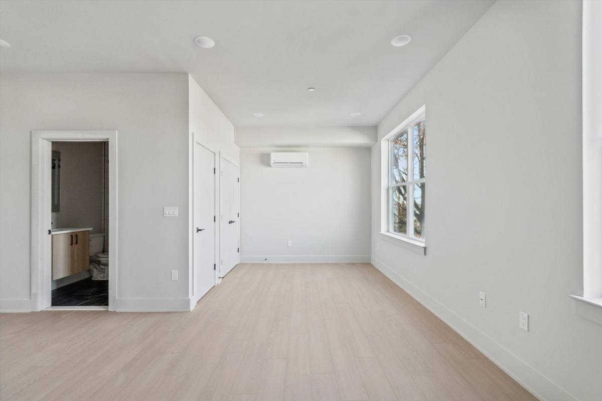 Apartment for rent at 5521 Wayne Ave, Philadelphia, PA 19144