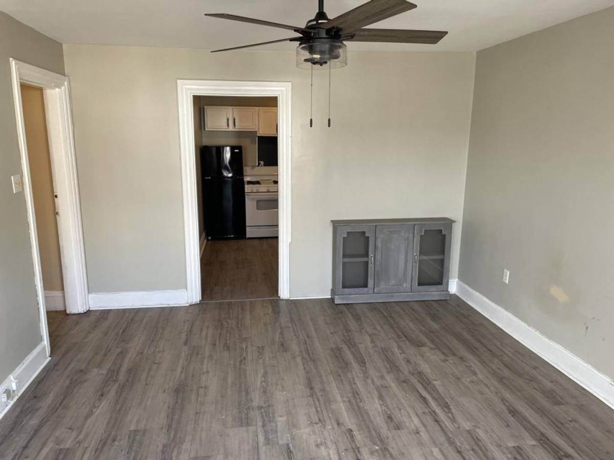 Apartment for rent at 142 S Hanover St #2, Carlisle, PA 17013