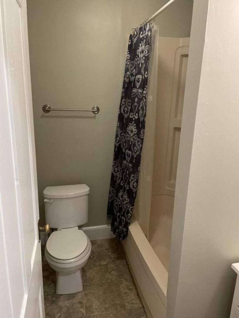 Apartment for rent at 142 S Hanover St #2, Carlisle, PA 17013
