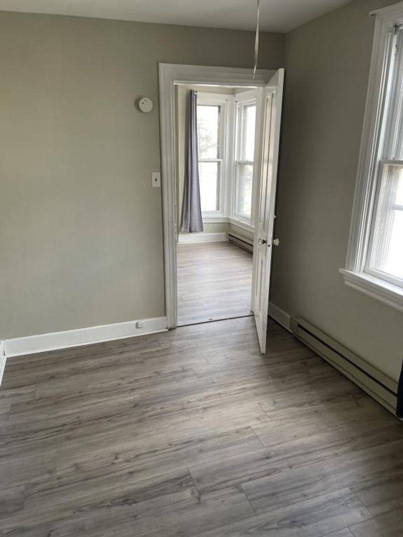Apartment for rent at 142 S Hanover St #2, Carlisle, PA 17013