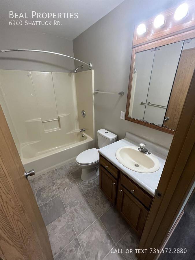 Apartment for rent at 6940 Shattuck Rd, Saginaw, MI 48603