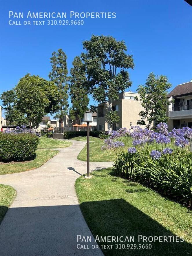 Apartment for rent at 2650 Harla Ave #A202, Costa Mesa, CA 92626