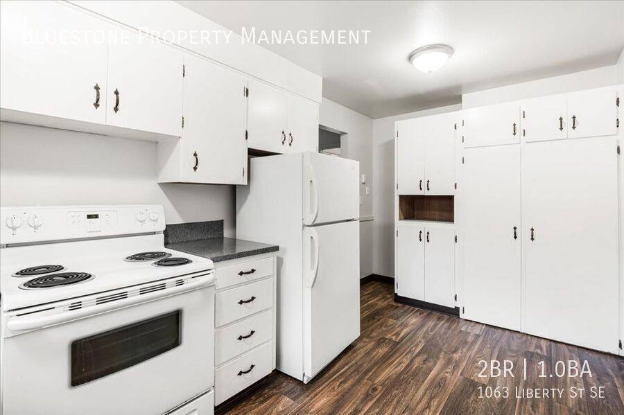 Apartment for rent at 1063 Liberty St SE, Salem, OR 97302