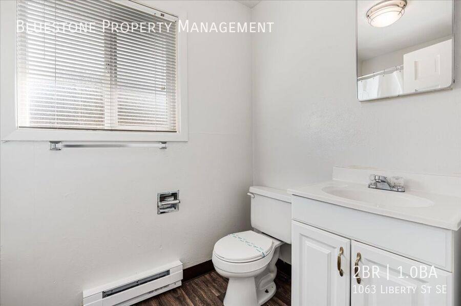 Apartment for rent at 1063 Liberty St SE, Salem, OR 97302