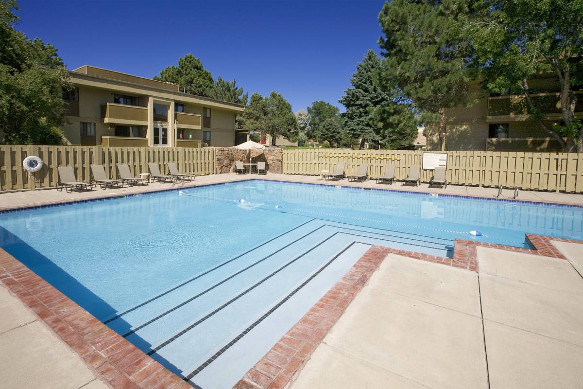 Apartment for rent at 913 N Chelton Rd, Colorado Springs, CO 80909